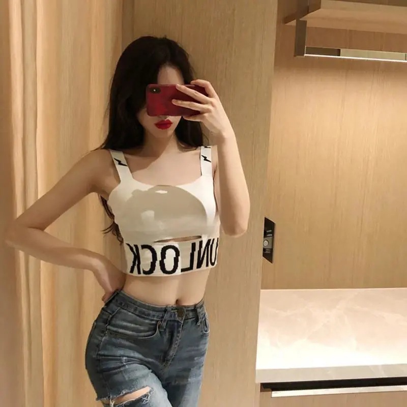 Áo lửng 2 dây cổ trái tim 2 màu thời trang Hàn Quốc gợi cảm cho nữ