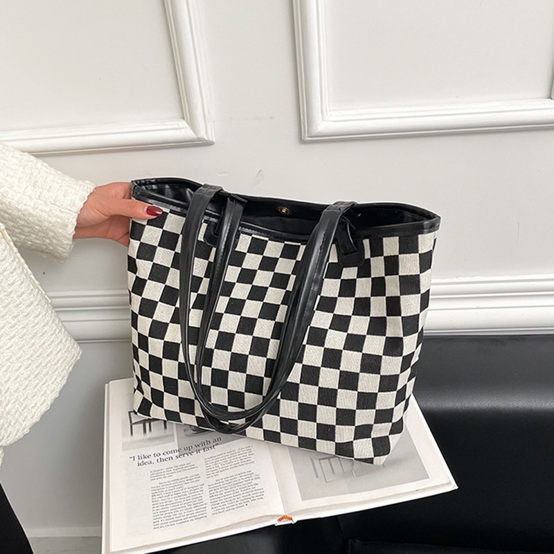 Túi xách IELGY bằng canvas sức chứa lớn họa tiết sọc caro trắng đen đơn giản dành cho nữ