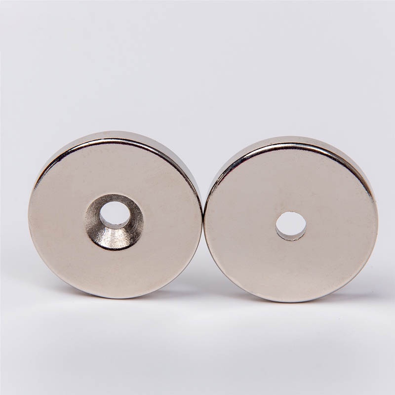 Nam châm 20x3mm lỗ 4mm viên hình tròn đất hiếm siêu mạnh