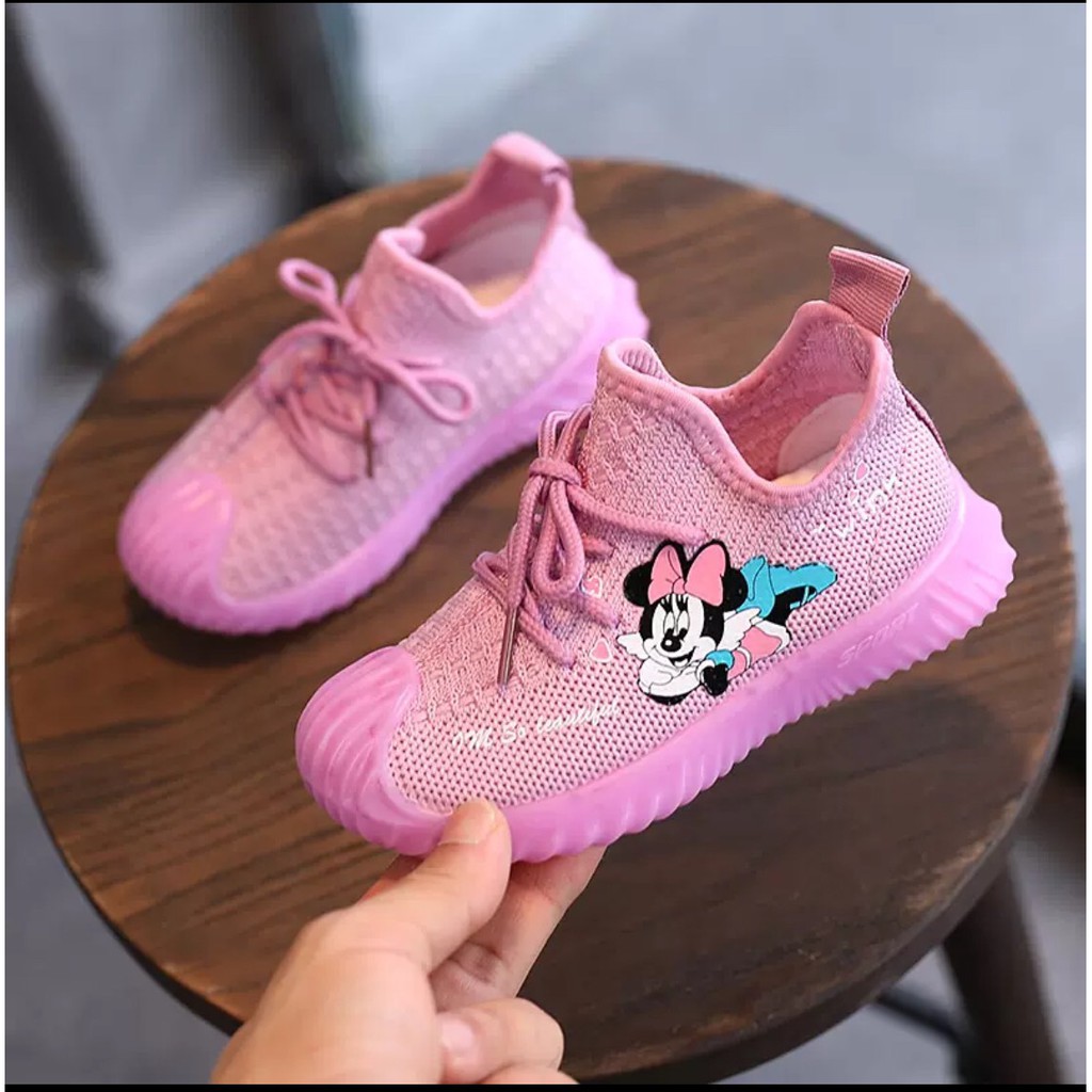 Giày thể thao bé gái cổ thấp hình Mickey,dép trẻ em kiểu giày lười cho bé  3- 10 tuổi
