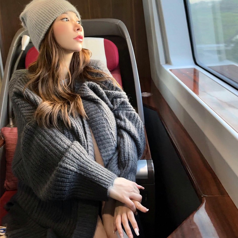 Áo khoác cardigan dáng rộng tay dài thời trang thu đông phong cách Nhật Bản cao cấp | BigBuy360 - bigbuy360.vn