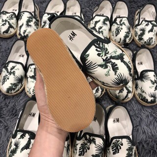 Giầy slip on bé trai