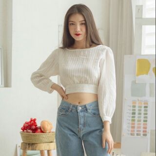 Áo croptop sọc nữ tay dài bo phồng cột nơ sau lưng