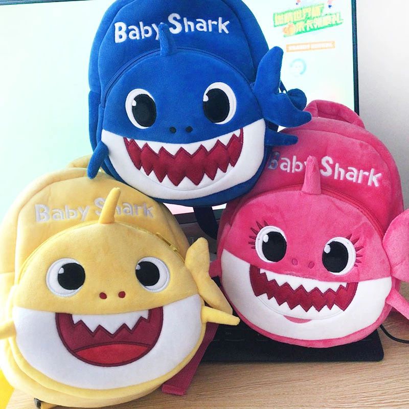 Ba lô đi học vải lông mini thiết kế cá mập Baby Shark mềm mại làm quà tặng cho trẻ em