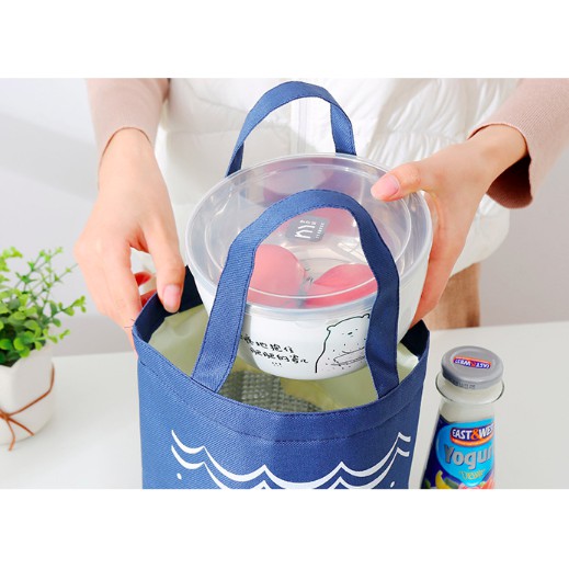 Túi đựng cơm tròn dây rút hình cá (size 18x17x25cm) QSND