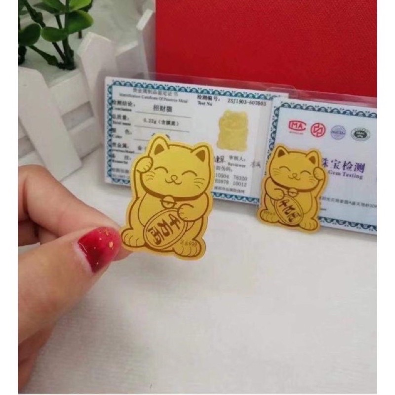 Miếng dán điện thoại mạ vàng 24k hình mèo thần tài chiêu lộc cầu may mắn độc đáo