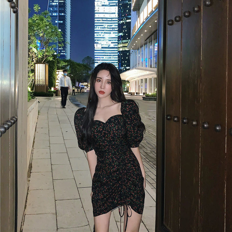 Đầm tay phồng cổ vuông in họa tiết hoa phối dây rút thời trang dành cho nữ
