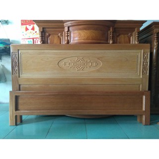 Giường ngủ gỗ căm xe