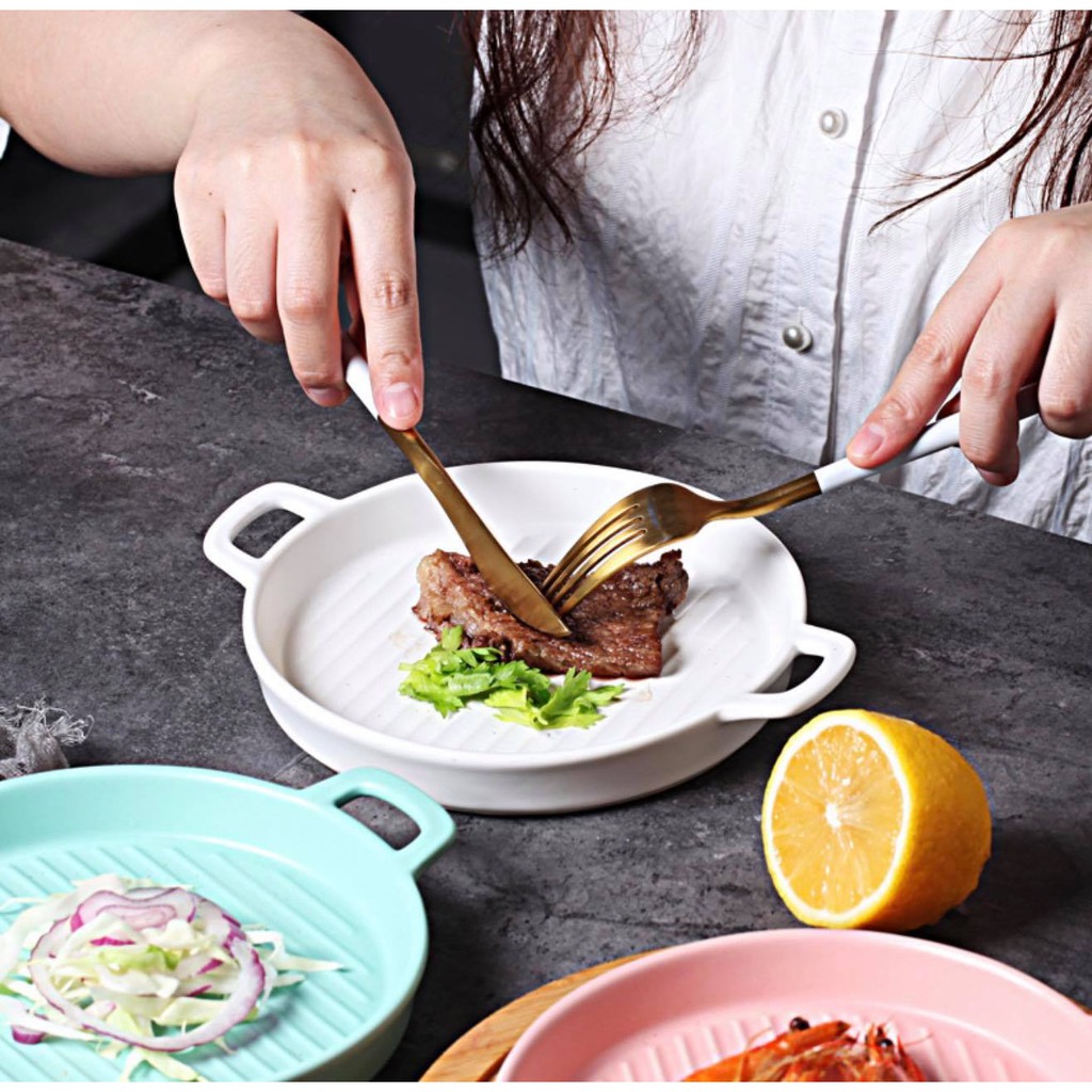 Dĩa gốm sứ kiểu dáng hình chảo có tay cầm