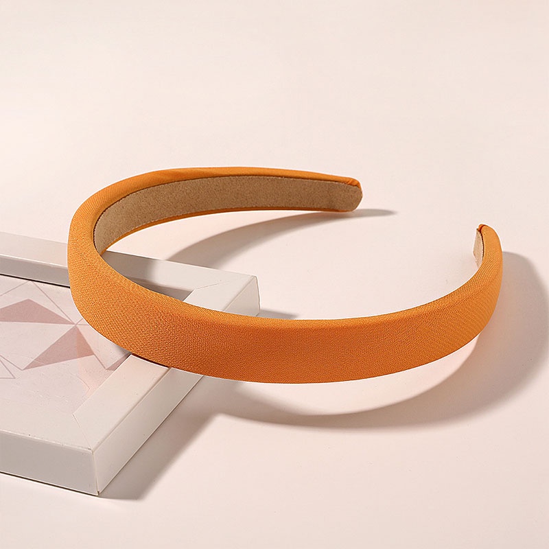 Cài tóc thiết kế đơn giản hợp thời trang cho nữ