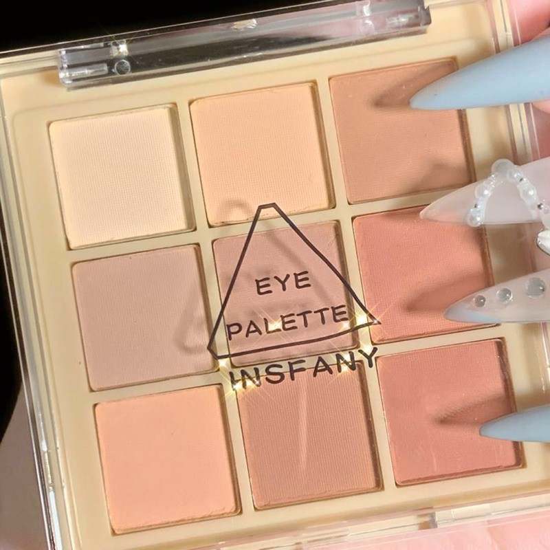 Bảng 9 ô phấn mắt mini eye color palette và phong cách Smoky makeup | BigBuy360 - bigbuy360.vn