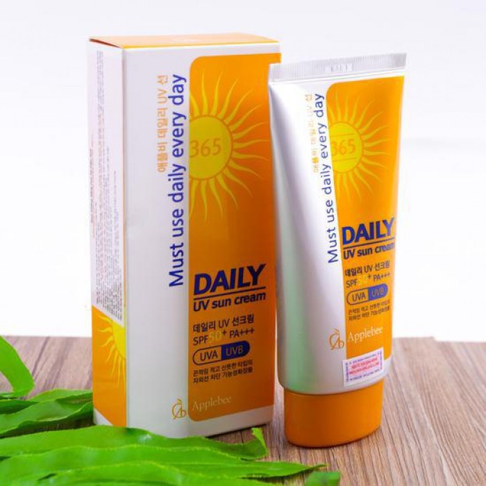 Kem Chống Nắng DAILY UV Sun Cream SPF50+PA+++