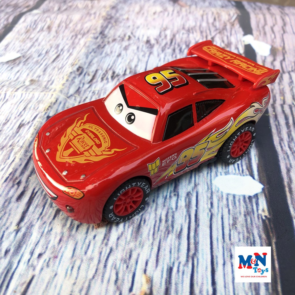 Xe Ô tô sắt Lightning macqueen - mcqueen có nhạc đèn dài 12cm