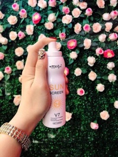 Xịt chống nắng V7