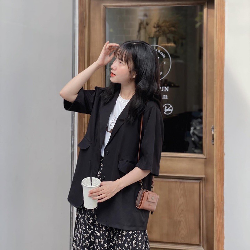 Set áo vest + áo thun và chân váy hoa