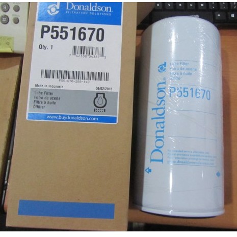 lọc dầu động cơ CUMMINS mã P551670 /  LF670 51669 C-5715 FJ-3032 ST10804 600-211-1231 0773899 1930741 25010971