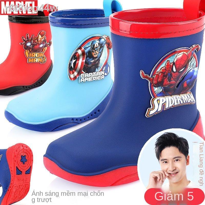 Disney dành cho trẻ em Giày đi mưa trai Spider-Man cao su trong ống không trơn trượt Baby Four Seasons Rain Boots