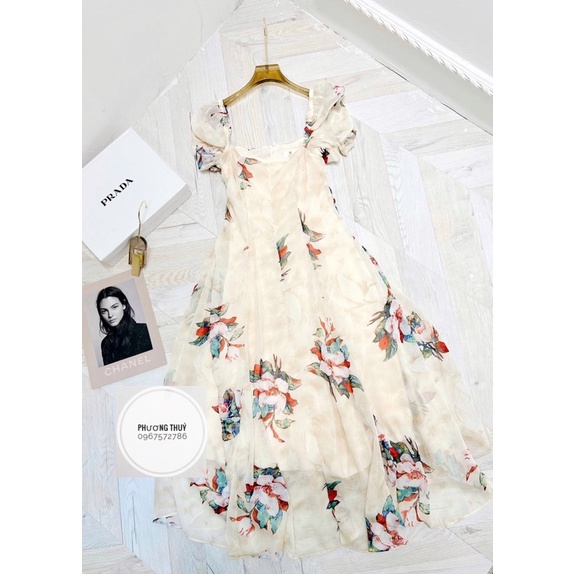 Váy hoa be siêu xinh