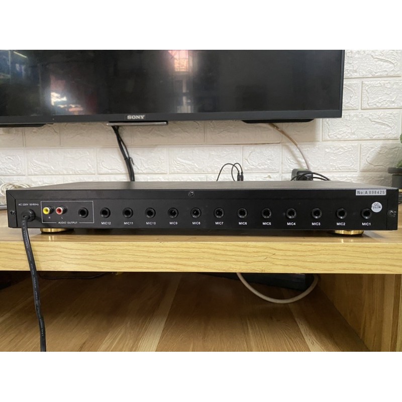 Bộ chia tín hiệu micro hội nghị ED1200 cho 12 kênh đầu vào hỗn hợp