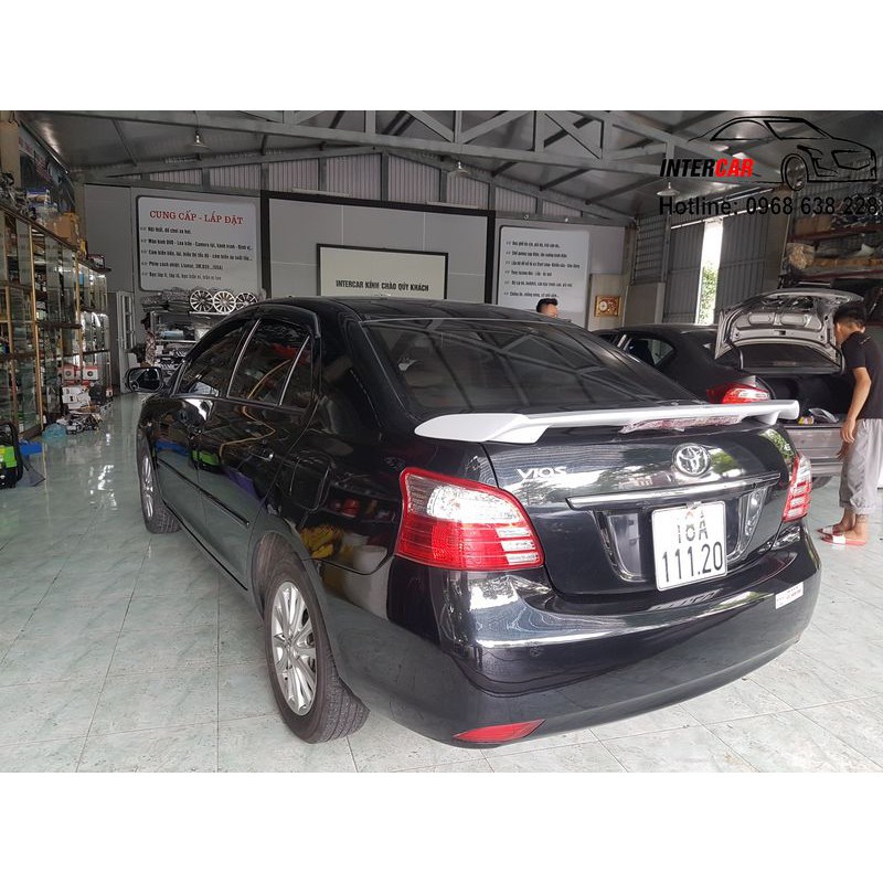 Đuôi gió Toyota Vios 2008-2013 có đèn