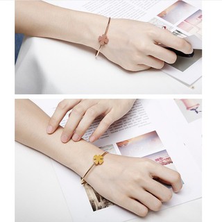 Vòng Tay Cỏ 4 Lá Titan Ko Đen TT 3392