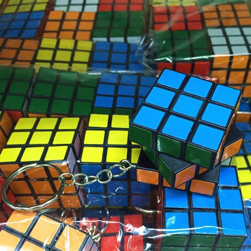 Móc khóa mặt hình khối rubik 3x3x3cm mini đáng yêu