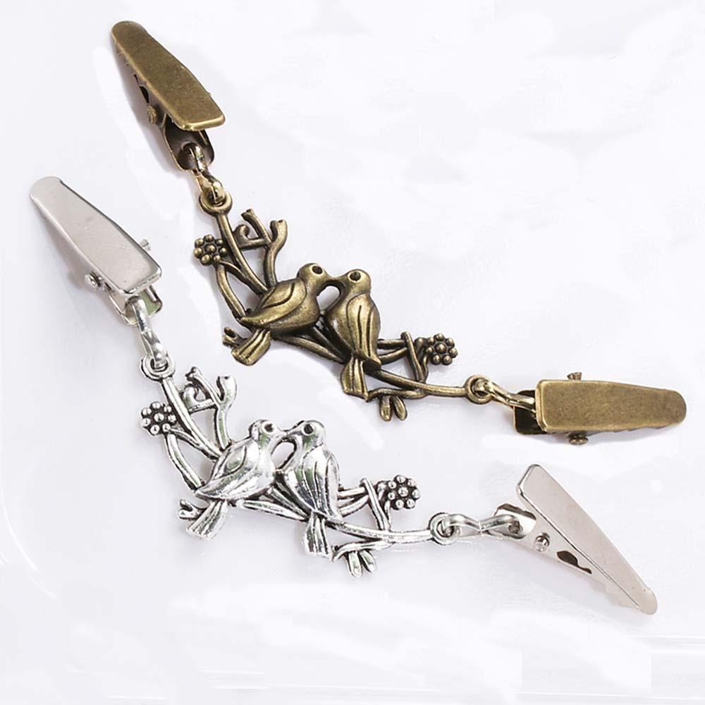 Kẹp Cài Khăn Choàng Cardigan Bằng Hợp Kim Họa Tiết Hoa Rỗng Cho Nữ