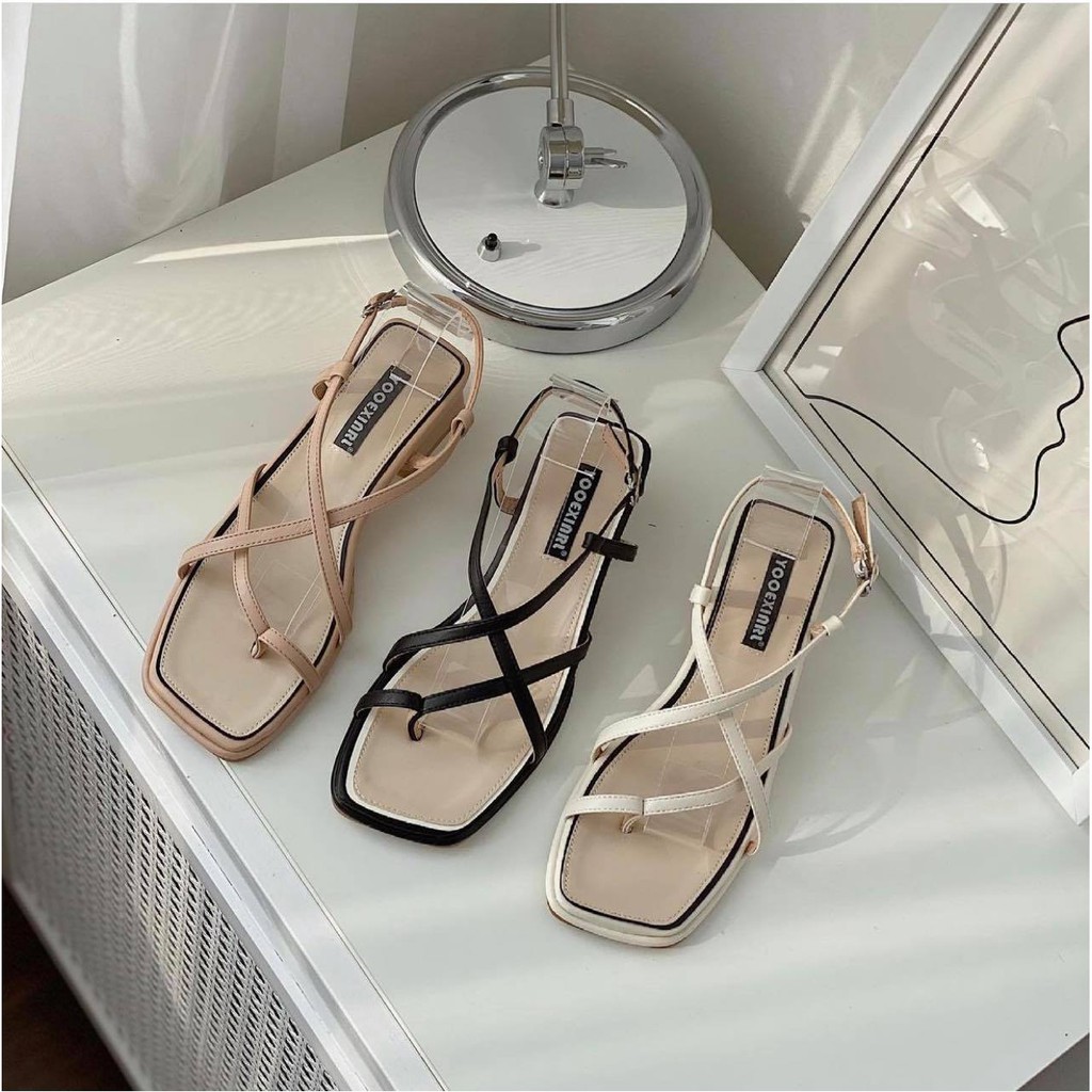 Sandal xỏ ngón mũi vuông 558-79