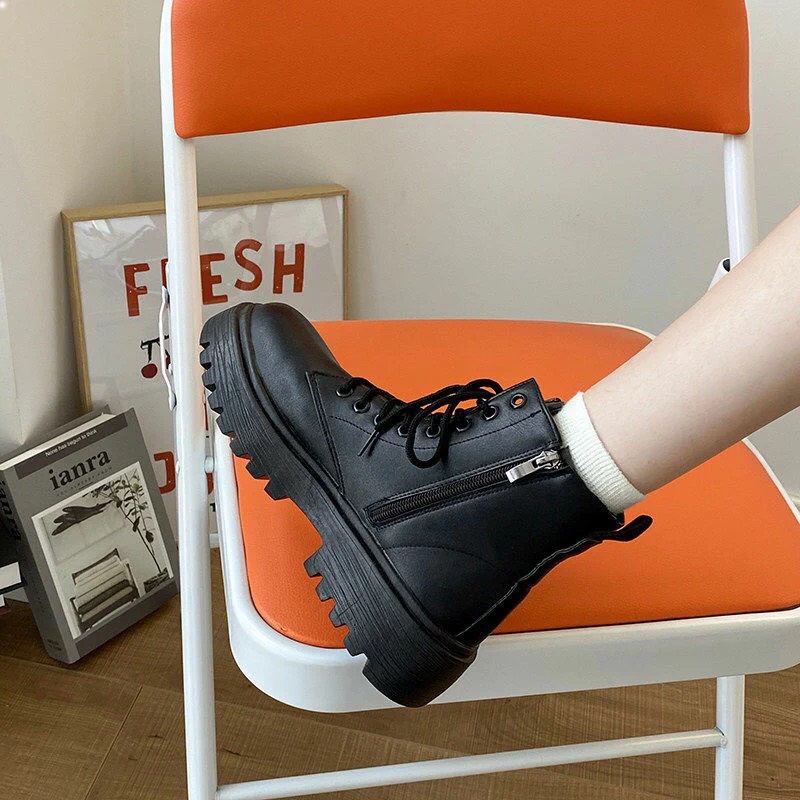 Giày bốt ulzzang cổ cao khoá sườn chất da pu cực xinh- boots nữ da lì cao cấp