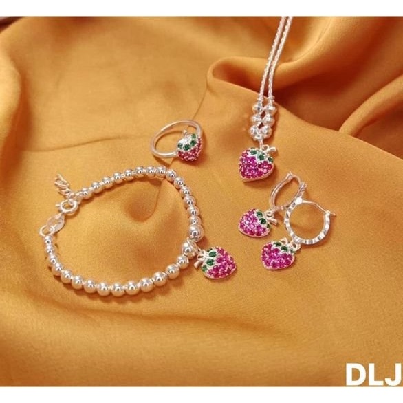 Bộ trang sức dâu tây cho bé LINH MIU SILVER