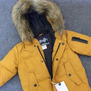 Áo phao Zara lông vũ bé trai còn size 3/4 vàng