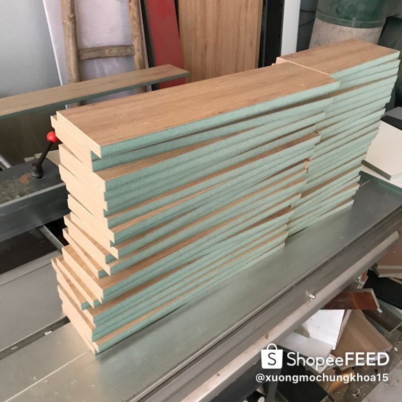 tháng ngang treo tường gỗ 80_1m2x13