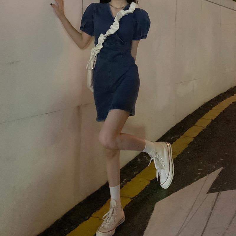 Blue denim dress retro bubble sleeve slim fit waist solid color thin medium length skirt small V-neck