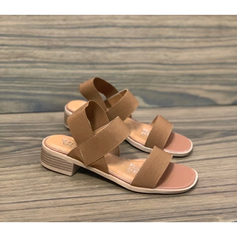 Giày Sandal Franco 2 phân VNXK xinh lắm, form nhỏ 1 size