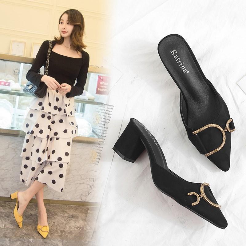 Dép bít mũi nhung khóa D 5p gót vuông - CG-0276
