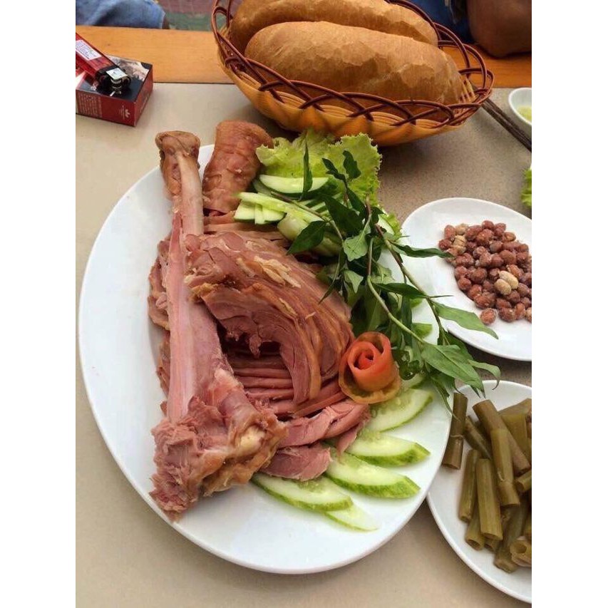 Đùi ngỗng hun khói của Nga