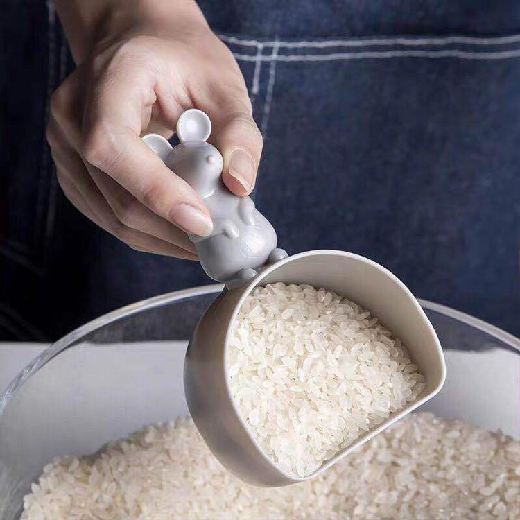 Cốc xúc gạo hình chuột dễ thương hàng xuất Nhật.