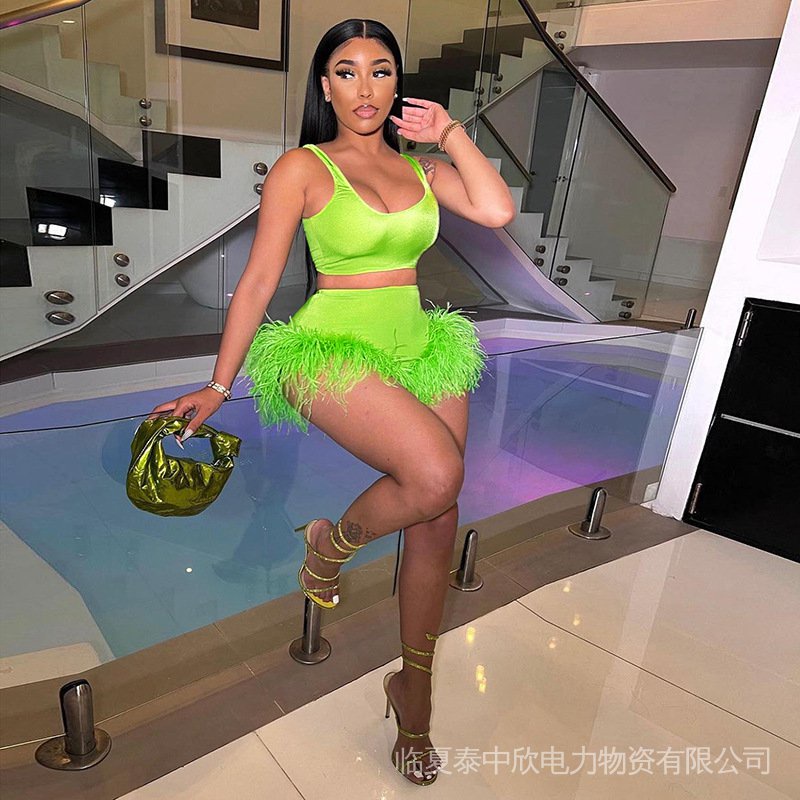 Bộ Áo Tank Top Lệch Vai + Quần Short Lưng Cao Dáng Ôm Thời Trang Quyến Rũ Cho Nữ