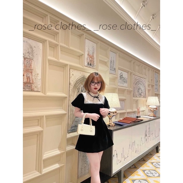 Jolie Dress đầm nhung đen phối cổ ren tiểu thư