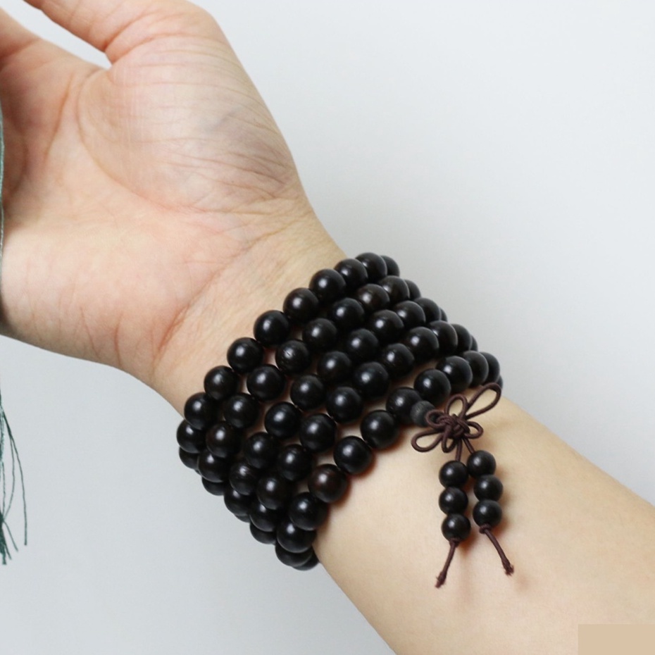 Chuỗi hạt gỗ Mun phong thủy - Vòng tay chuỗi gỗ Phật Giáo - Trong Nhà