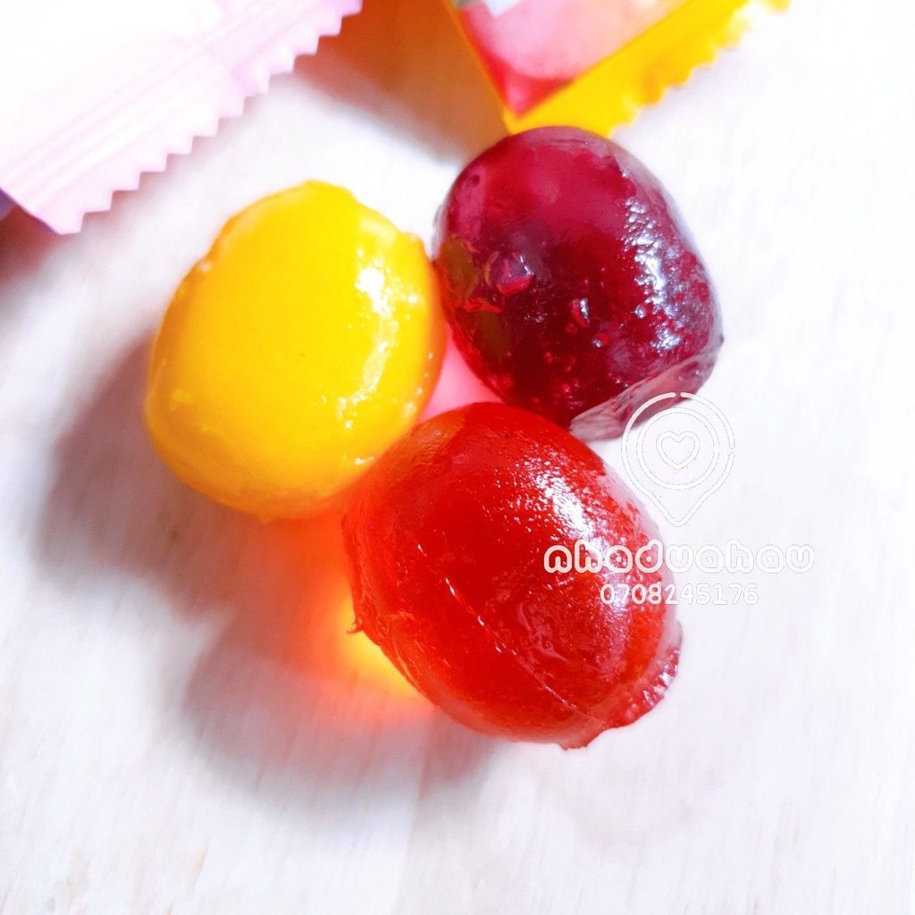 Một hộp kẹo dẻo trái cây phủ đường mix đủ vị Admix Hongkong hộp 308g