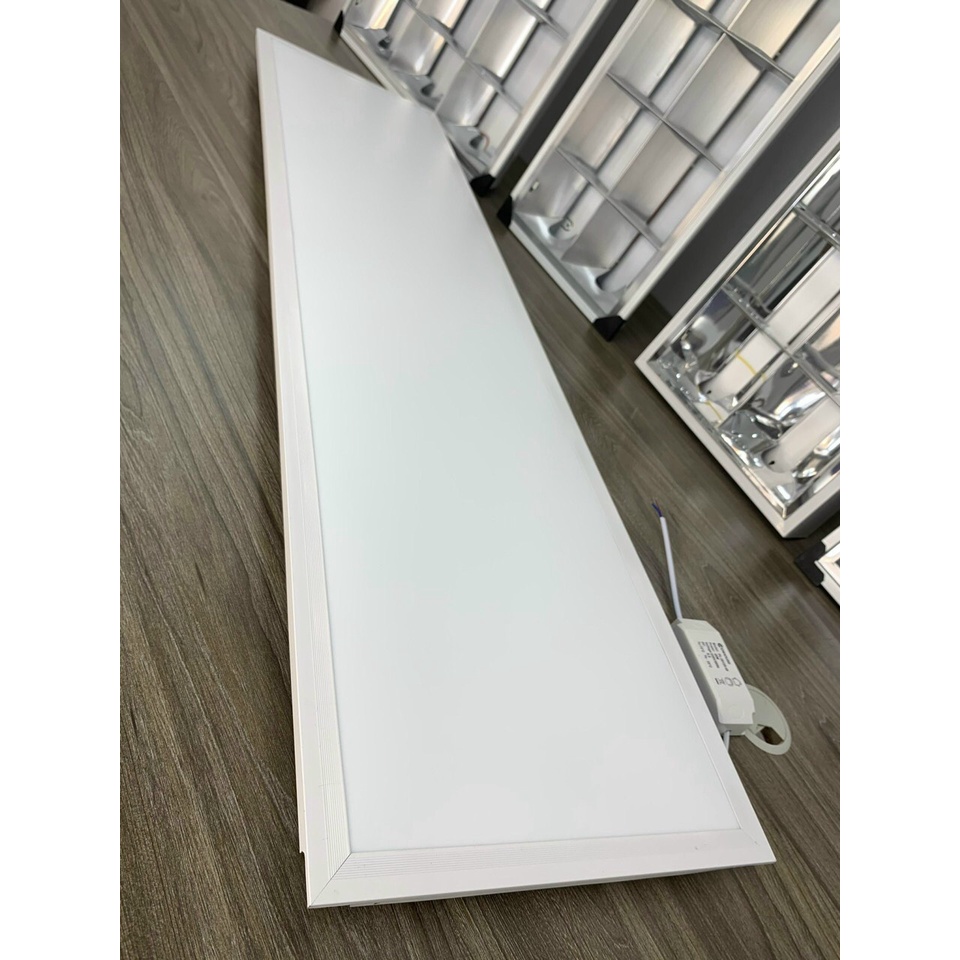 Đèn led panel 600x600 48W ánh sáng trắng bảo hành 2 năm