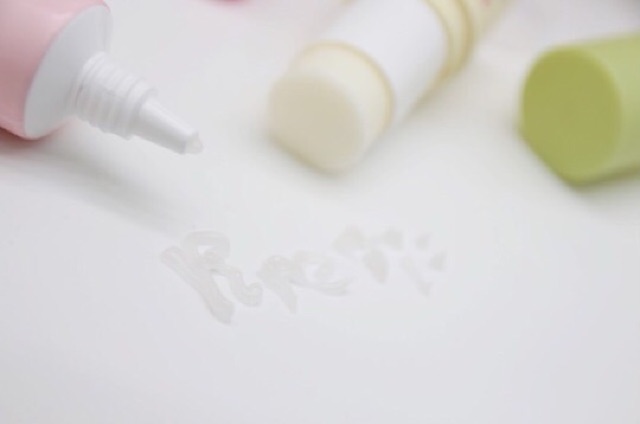 Tinh chất dưỡng mắt Prreti BERRY WHITE EYE SERUM | BigBuy360 - bigbuy360.vn