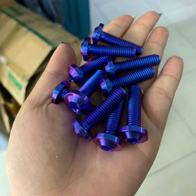Ốc titanium gr5 8li30 gắn ty phuột satria, msx
