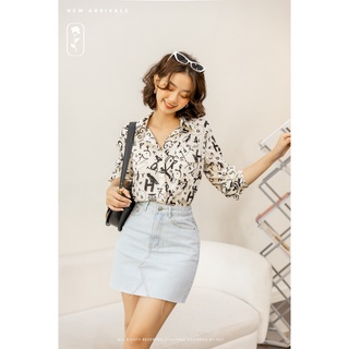 OLV - Áo Doodle Printed Shirt in White
