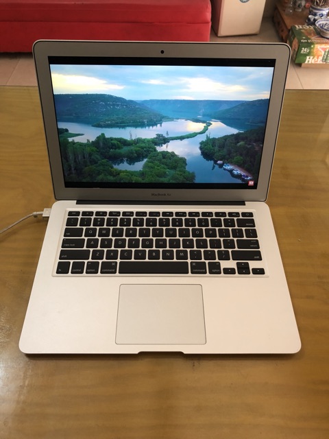 Macbook air 2017 MQD32 13.3 inch rất đẹp i5 ram 8GB ổ 128GB