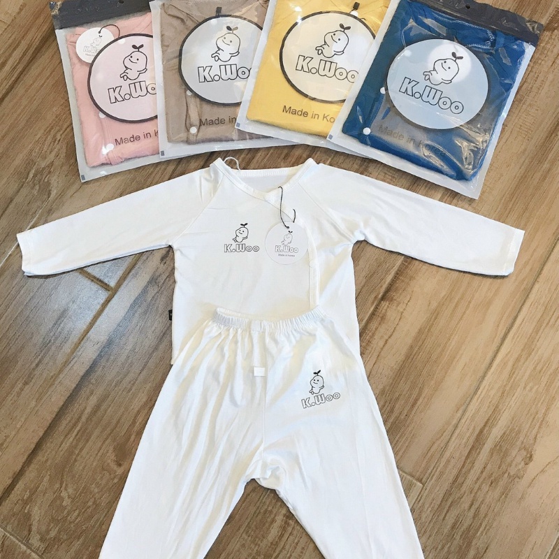 Quần áo sơ sinh bé trai bé gái mùa hè đông giá rẻ đồ sơ sinh cho bé Kwoo màu SS02