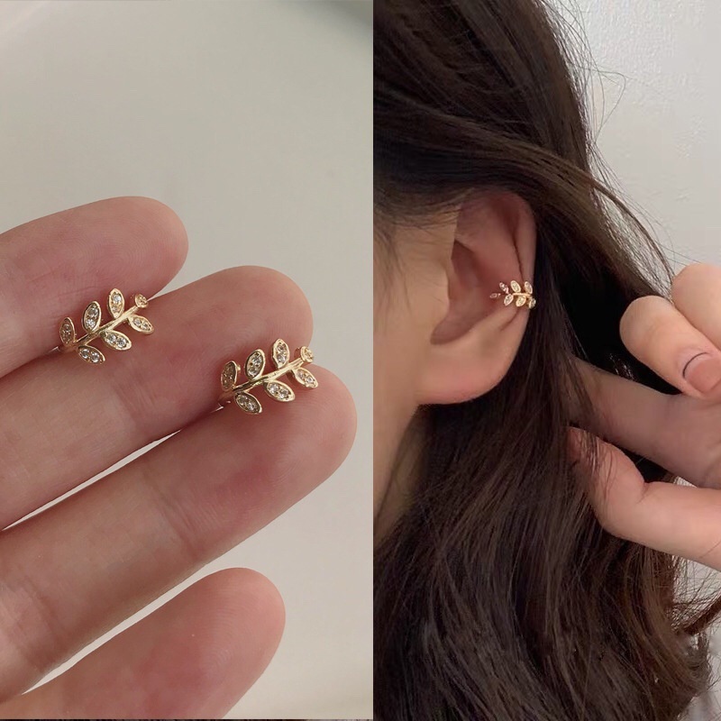 Bông Tai Kẹp Hình Chiếc Lá Tinh Tế Và Đơn Giản Không Cần Xương Tai Có Thể Điều Chỉnh Được Dòng Sen Cao Cấp