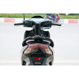 Chụp đèn hậu Airblade 2016-2019 xi crom