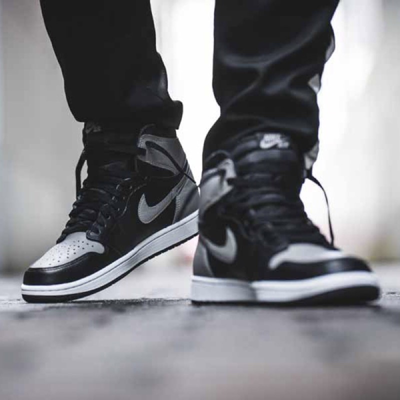 'Giày Cổ Cao' Nike Air Jordan 1 Retro High Shadow